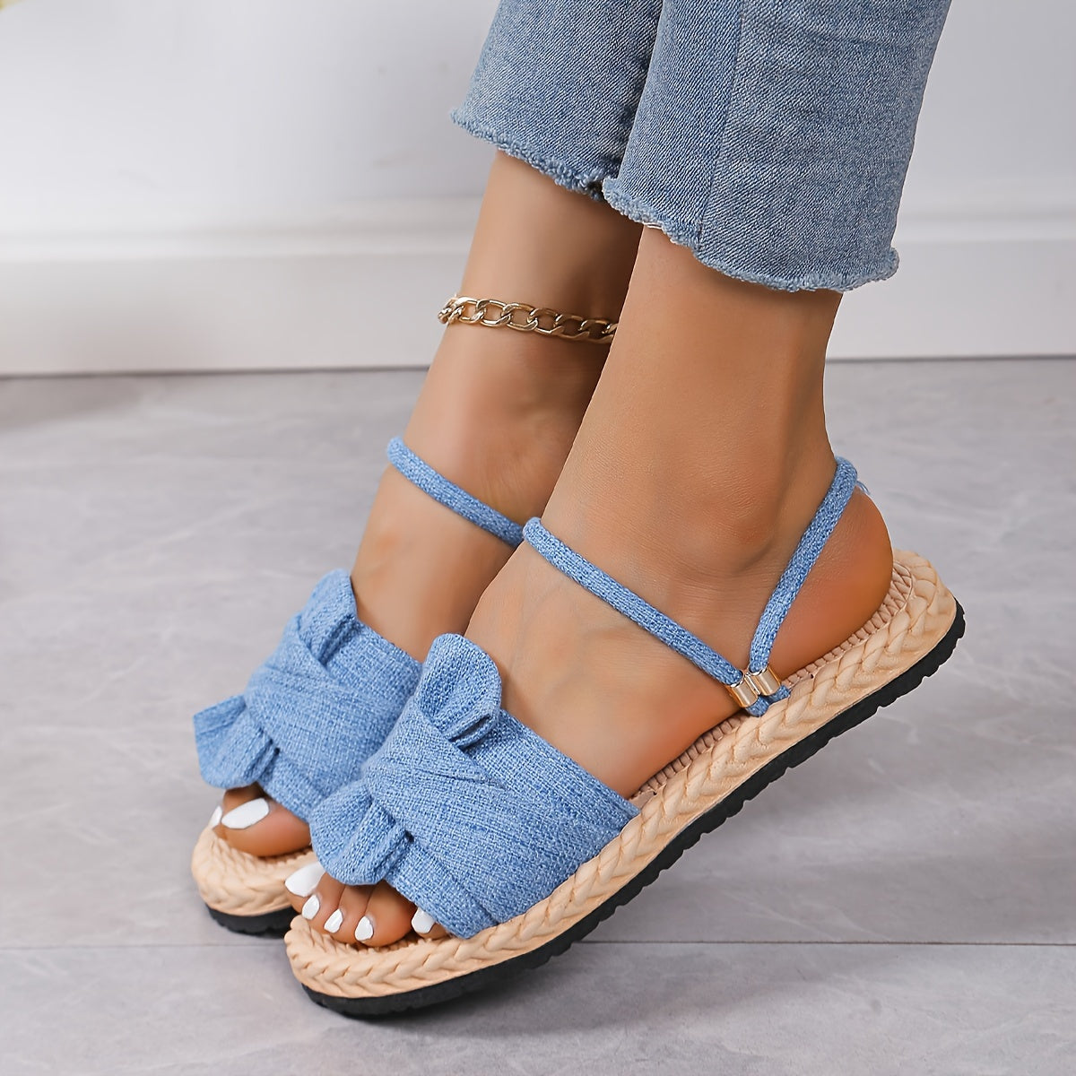 Women's Sandals With Solid Color, Comfortable And Lightweight, Suitable For Two Ways Of Wearing On Holiday, Perfect For Summer Beach Walks.
