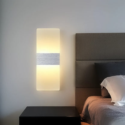 Klippa Magnetic Wireless Wall Lamp