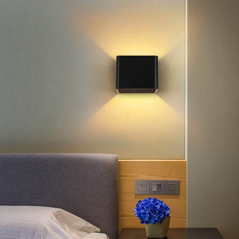 Light Cube™ - The wireless and luxurious wall lamp! 