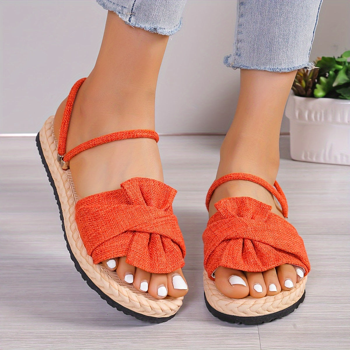 Women's Sandals With Solid Color, Comfortable And Lightweight, Suitable For Two Ways Of Wearing On Holiday, Perfect For Summer Beach Walks.
